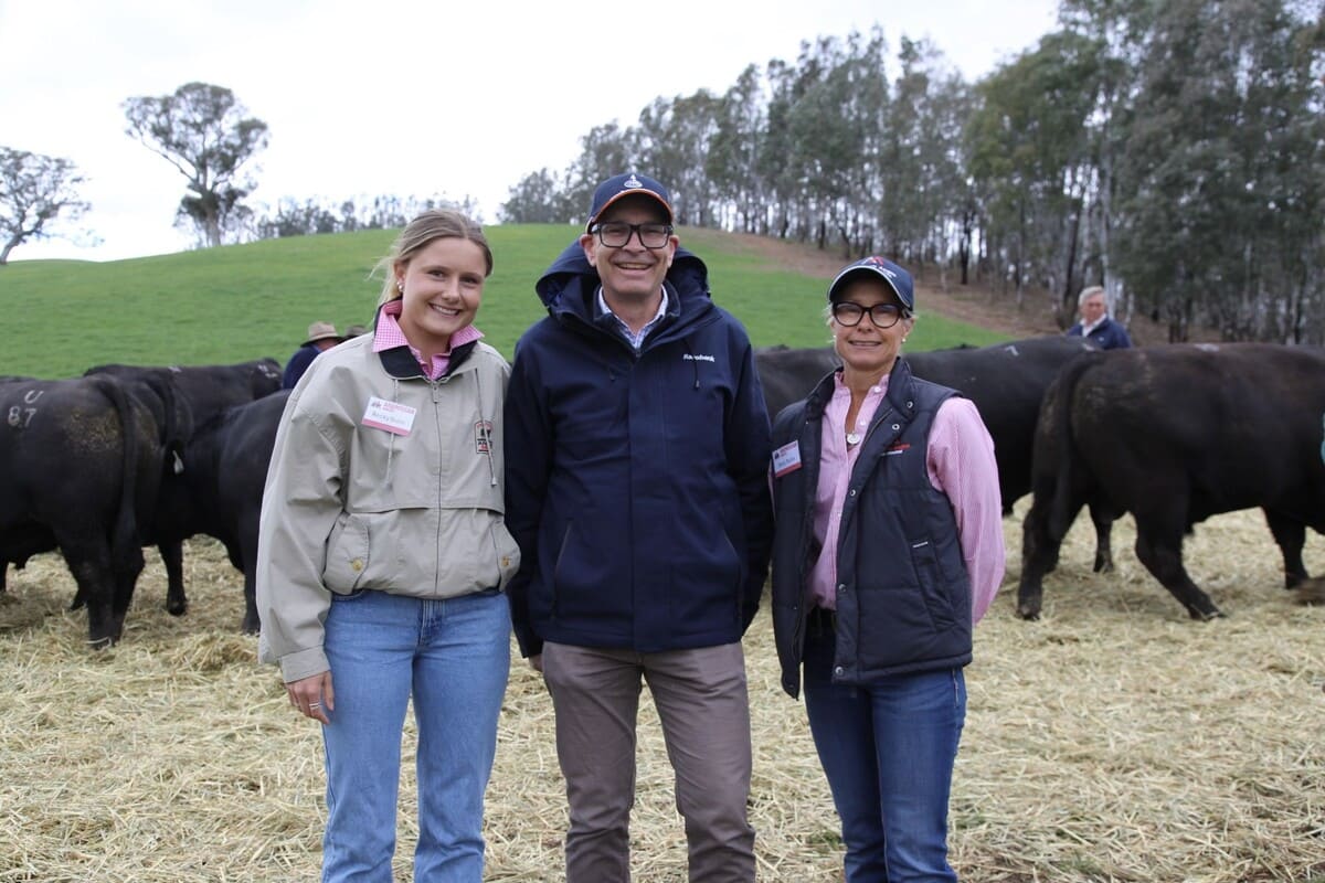 Becky with Rabobank rural manager, Murray Wallace and her mum, Sally Bulle.