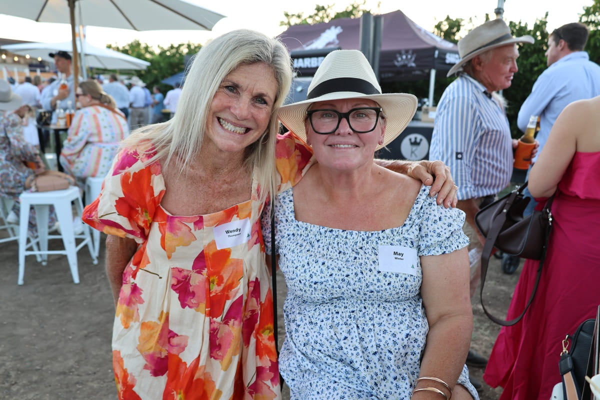 Gingham Road girls, Wendy Thompson and May Winter. 