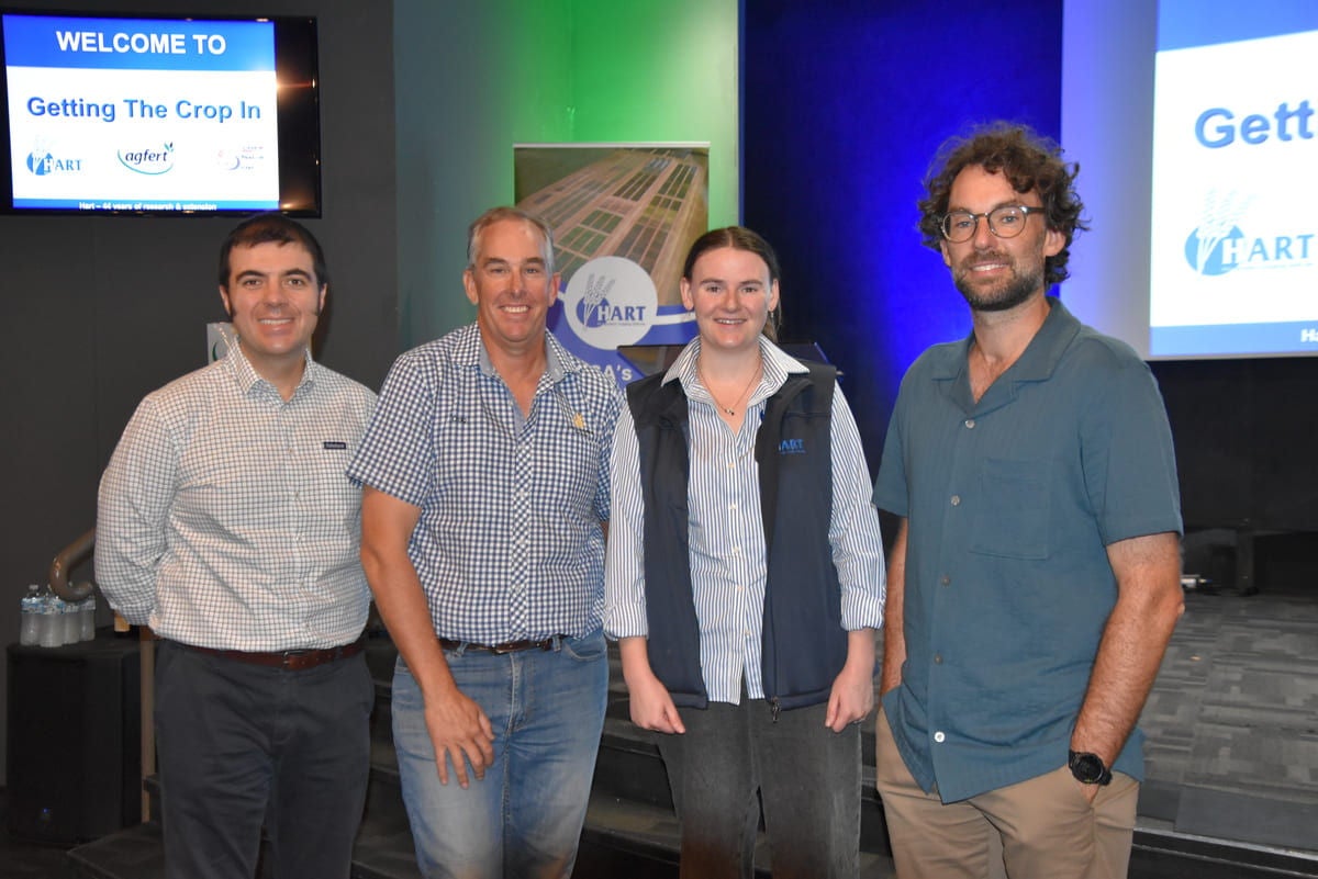 Vitor on the gound in South Australia with Craig Davis, Crop Consulting Services, Kaidy Morgan, Hart Field-Site Group, and Dr Matthew Knowling, Adelaide University.